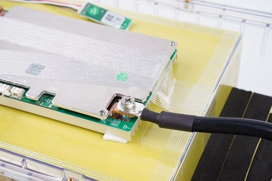 % 100 Akış Hızı 24v 200Ah Lityum İyon Piller Derin Döngü Güneş Enerjisi Depolama